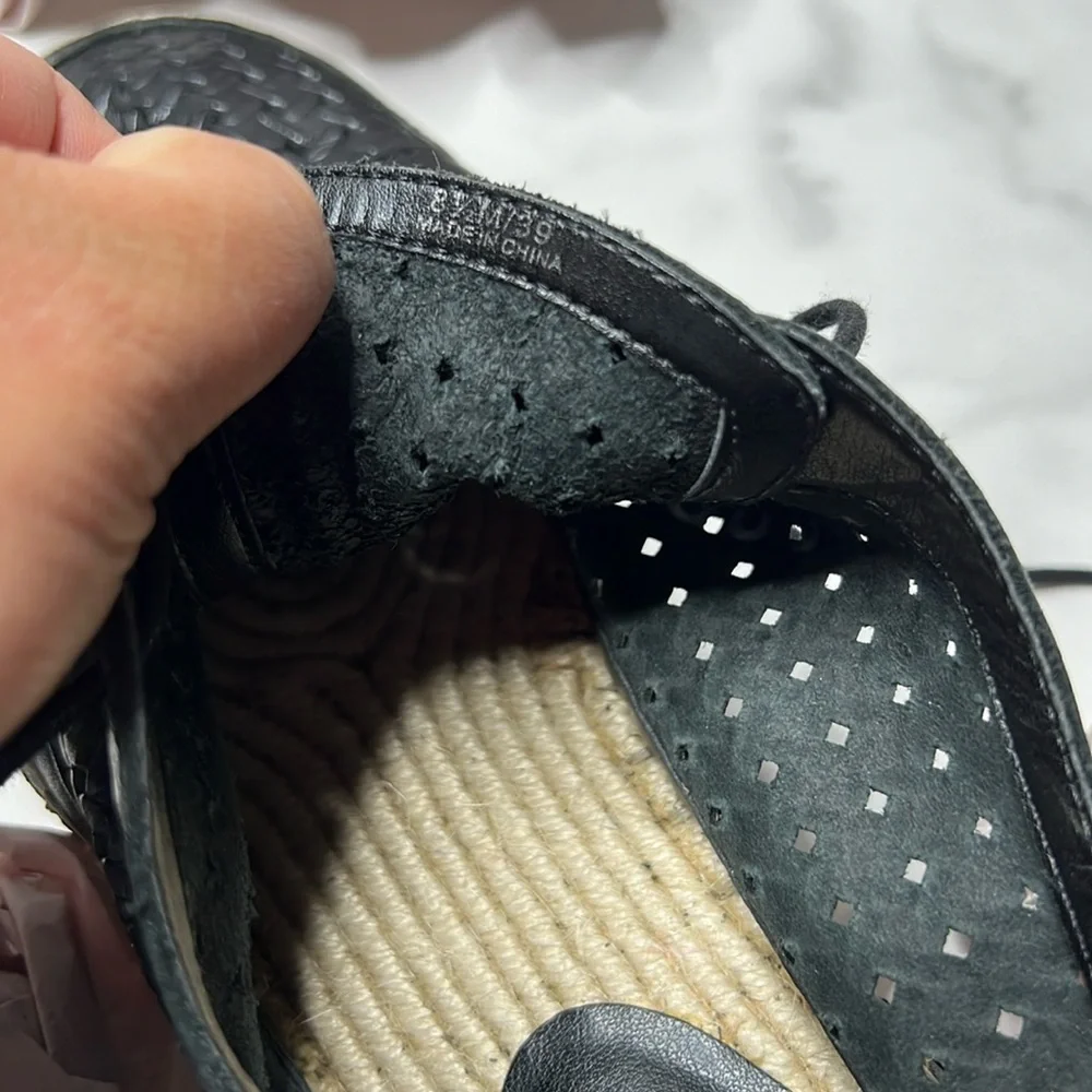 Vince Camuto Galstita Lace-Up Sneaker
